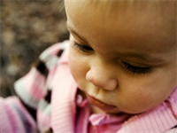 Desetiměsíční miminko dobře chápe význam slova „ne“